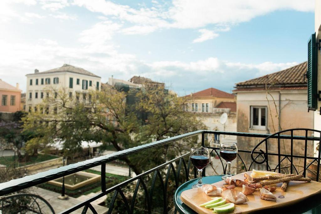 Deluxe Town Hall Square Flat In Historical Center 2 Corfu  Exterior photo
