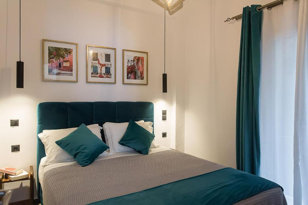 Deluxe Town Hall Square Flat In Historical Center 2 Corfu  Exterior photo